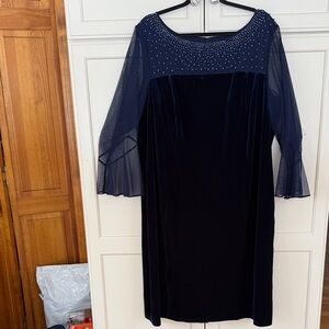 Alex Evenings Elegant Navy Blue Dress with Sheer Sleeves size 24W